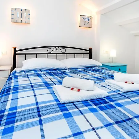 Guest house & La Casa Barbaro
